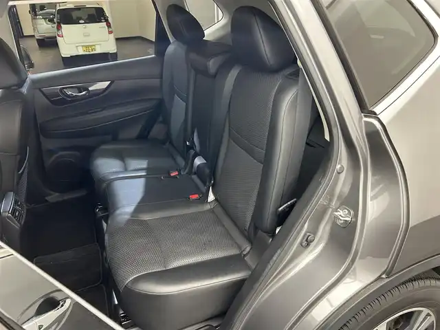 日産 エクストレイル 20Xi 愛媛県 2020(令2)年 4.1万km ダークメタルグレー ・プロパイロット/・エマージェンシーブレーキ/・純正9インチナビゲーション/・Bluetooth/フルセグテレビ/DVD/・アラウンドビューモニター/・カプロンハーフシート/・シートヒーター/・ドライブレコーダー/・ETC/・LEDヘッドライト/・スマートキー