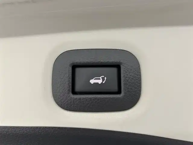 日産 エクストレイル 20Xi 愛媛県 2020(令2)年 4.1万km ダークメタルグレー ・プロパイロット/・エマージェンシーブレーキ/・純正9インチナビゲーション/・Bluetooth/フルセグテレビ/DVD/・アラウンドビューモニター/・カプロンハーフシート/・シートヒーター/・ドライブレコーダー/・ETC/・LEDヘッドライト/・スマートキー