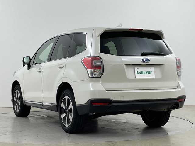 スバル フォレスター スタイルモダン 道央・札幌 2016(平28)年 4.6万km クリスタルホワイトP ・４WD  / アイサイト/・プリクラッシュセーフティ/・ブラインドスポットモニター/・レーダークルーズコントロール/・社外ストラーダナビ/・DVD.CD.SD.Bluetooth/・フルセグ/社外ツィーター/・全席シートヒーター/ハーフレザーシート/・運転席/助手席パワーシート/・LEDライト/オートハイビーム/・パドルシフト/・SIドライブ