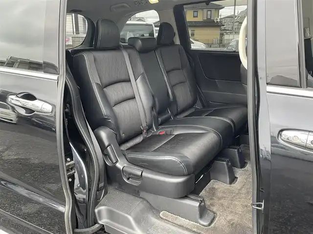 ホンダ オデッセイ アブソルート EX 埼玉県 2014(平26)年 11.4万km プレミアムヴィーナスブラックP (株)IDOMが運営する【じしゃロン川越店】の自社ローン専用車両になります。こちらは現金またはオートローンご利用時の価格です。自社ローンご希望の方は別途その旨お申付け下さい/純正ＨＤＤナビ/（AM/FM/CD/DVD/BT)/全方位カメラ　/フルセグＴＶ　/ＥＴＣ　/両側パワースライドドア　/クルーズコントロール　/ハーフレザー　/前席パワーシート　/ＬＥＤヘッドライト　/オートライト　/パドルシフト　/フリップダウンモニター