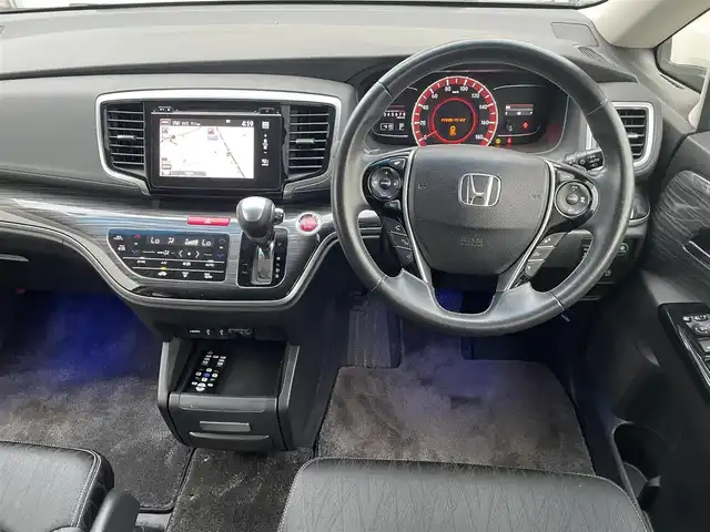 ホンダ オデッセイ アブソルート EX 埼玉県 2014(平26)年 11.4万km プレミアムヴィーナスブラックP (株)IDOMが運営する【じしゃロン川越店】の自社ローン専用車両になります。こちらは現金またはオートローンご利用時の価格です。自社ローンご希望の方は別途その旨お申付け下さい/純正ＨＤＤナビ/（AM/FM/CD/DVD/BT)/全方位カメラ　/フルセグＴＶ　/ＥＴＣ　/両側パワースライドドア　/クルーズコントロール　/ハーフレザー　/前席パワーシート　/ＬＥＤヘッドライト　/オートライト　/パドルシフト　/フリップダウンモニター