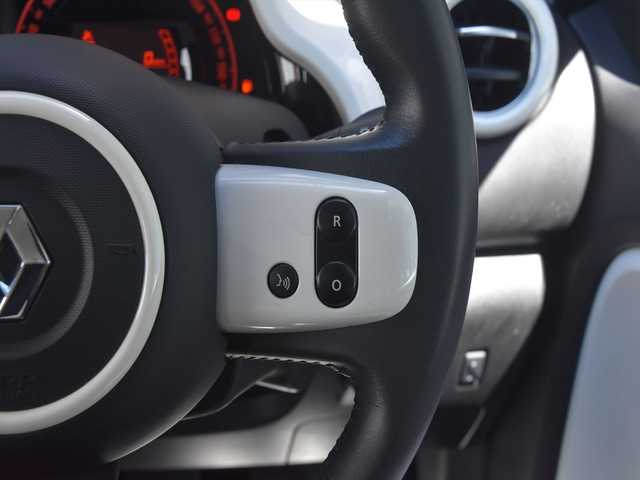 ルノー トゥインゴ EDC 和歌山県 2020(令2)年 3.2万km 青 純正ディスプレイオーディオ /Apple carplay /クルーズコントロール /スピードリミッター /レーンキープアシスト /コーナーセンサー /アイドリングストップ /MTモード付AT /オートライト /ステアリングスイッチ