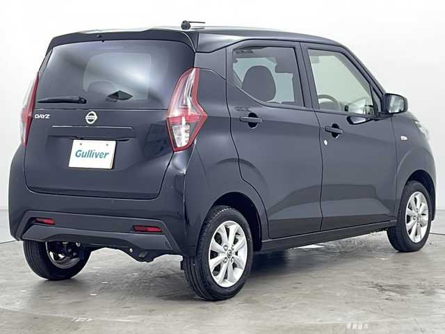 日産 デイズ X 福島県 2023(令5)年 1.2万km ブラック ・4WD/・社外ナビ（BT）/・バックカメラ/・ETC/・シートヒーター（運転席、助手席）/・スマートキー/・プッシュスタート/・エマージェンシーブレーキ/・クリアランスソナー/・ふらつき警報/・車線逸脱警報/・先行車発進お知らせ/・標識認識機能/・横滑り防止/・アイドリングストップ/・ライトレベライザー/・ステアリングスイッチ