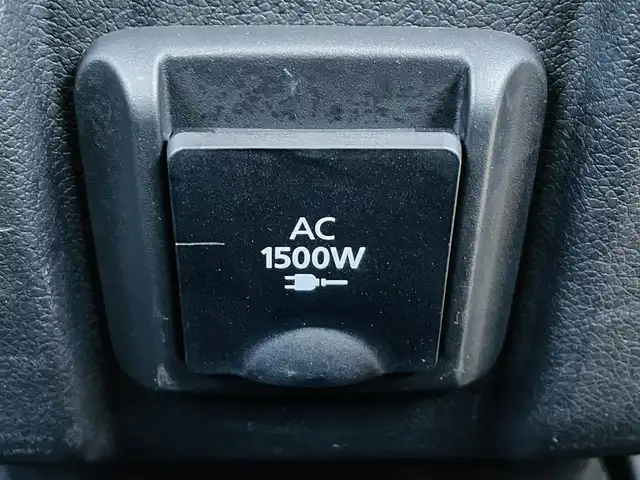 三菱 アウトランダー ＰＨＥＶ G 徳島県 2019(平31)年 1.9万km ルビーブラックP ・純正ナビ/・全方位モニター/・オプションＢＳＭ/・フルセグテレビ/・ＥＴＣ2.0/・ドライブレコーダー/・クリアランスソナー/・パワーシート/・ステアリングヒーター/・１００Ｖ電源/・シートヒーター/・ＬＥＤライト/・充電ケーブル/・スマートキー/・プッシュスタート