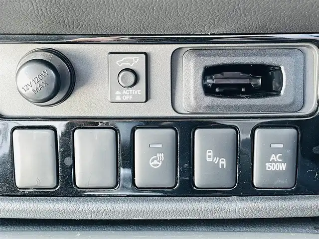 三菱 アウトランダー ＰＨＥＶ G 徳島県 2019(平31)年 1.9万km ルビーブラックP ・純正ナビ/・全方位モニター/・オプションＢＳＭ/・フルセグテレビ/・ＥＴＣ2.0/・ドライブレコーダー/・クリアランスソナー/・パワーシート/・ステアリングヒーター/・１００Ｖ電源/・シートヒーター/・ＬＥＤライト/・充電ケーブル/・スマートキー/・プッシュスタート
