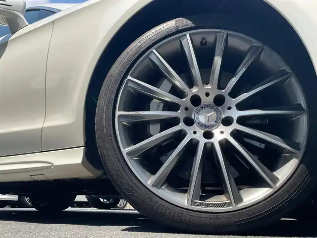 メルセデス・ベンツ ＣＬＳ５５０ 東京都 2015(平27)年 5.8万km ダイヤモンドホワイト 純正HDDナビ/・ワンセグTV/・Bluetooth接続/・AM・FM/本白革シート/・パワーシート/・シートヒーター/・エアーシート/サンルーフ/バックカメラ/全周囲カメラ/左右独立エアコン/スマートキー/ETC/ドラレコ/コーナーセンサー/パドルシフト/ABS/SRSエアバッグ/LEDヘッドランプ/保証書＆取扱説明書