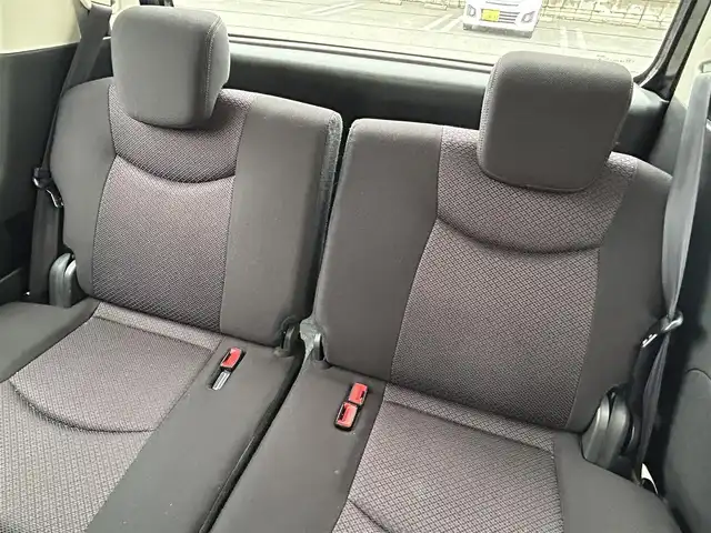 日産 セレナ ハイウェイスター Sハイブリッド 大阪府 2012(平24)年 11.8万km 黒 社外ナビ/（フルセグ／ＢＴ／ＣＤ／ＤＶＤ）/バックカメラ/横滑り機能/社外後席用モニター/純正フロアマット/両側パワースライドドア/３列シート/社外１５インチＡＷ/取扱説明書