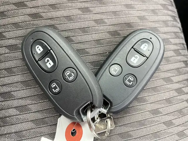 スズキ ソリオ HV MZ 道央・札幌 2017(平29)年 5.5万km ネオンブルーM ワンオーナー/4WD/社外メモリーナビ/CD/DVD/SD/BT/USB/フルセグTV/デュアルカメラブレーキサポート/クルーズコントロール/両側パワースライドドア/アイドリングストップ/ステアリングリモコン/シートヒーター/バックカメラ/オートライト/キセノンライト/フォグライト/ビルトインETC/プッシュスタート/ドアバイザー/フロアマット