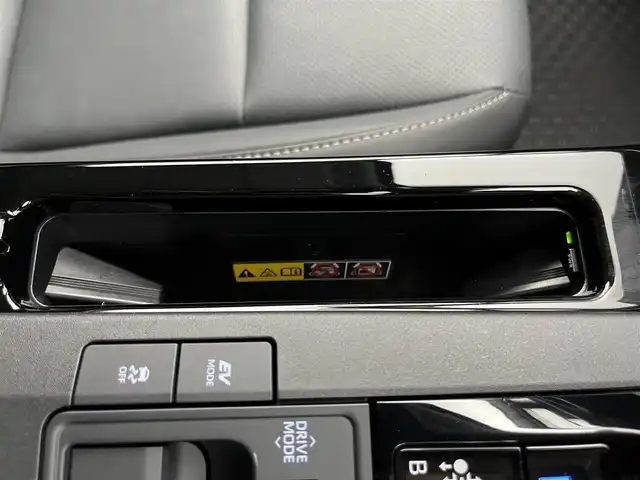 トヨタ プリウス Z 愛知県 2024(令6)年 2万km アティチュードブラックマイカ ワンオーナー/トヨタセーフティセンス/純正ナビ/（Bluetooth/フルセグTV/Apple CarPlay）/全方位カメラ/ブラインドスポットモニター/デジタルインナーミラー/ETC2.0/ドライブレコーダー/電動リアゲード/オートライト/純正LEDライト/純正AW/純正フロアマット/パワーシート/シートヒーター/シートクーラー/ステアリングヒーター/電動格納ミラー