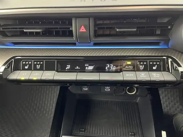 トヨタ プリウス Z 愛知県 2024(令6)年 2万km アティチュードブラックマイカ ワンオーナー/トヨタセーフティセンス/純正ナビ/（Bluetooth/フルセグTV/Apple CarPlay）/全方位カメラ/ブラインドスポットモニター/デジタルインナーミラー/ETC2.0/ドライブレコーダー/電動リアゲード/オートライト/純正LEDライト/純正AW/純正フロアマット/パワーシート/シートヒーター/シートクーラー/ステアリングヒーター/電動格納ミラー