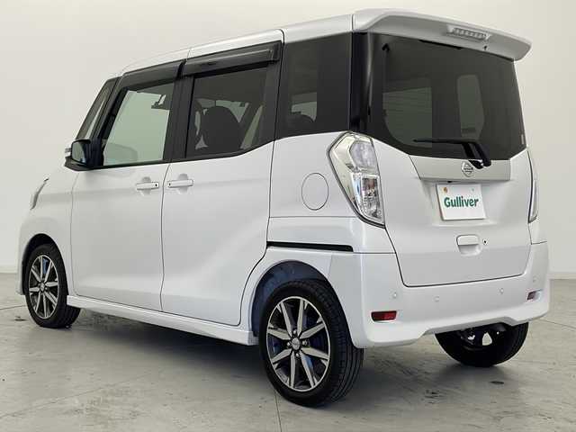 日産 デイズ ルークス ハイウェイスター Gターボ 宮城県 2020(令2)年 5.6万km ホワイトパール 禁煙車　/エマージェンシーブレーキ/レーンディパーチャーウォーニング/オートハイビーム/アラウンドビューモニター　/両側パワースライドドア/クルーズコントロール/純正SDナビ/・CD・DVD・SD・BT/フルセグTV/純正ドライブレコーダー/LEDヘッドライト　/フォグライト　/ETC　/純正15インチアルミホイール　/純正フロアマット　/サンシェード　/シートバックテーブル/ステアリングスイッチ/アイドリングストップ/プッシュスタート/スマートキー