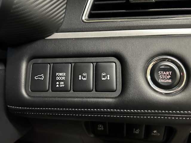 三菱 デリカＤ：５ P 道央・札幌 2020(令2)年 6.4万km ダイヤモンドブラックマイカ 【2510006190】/純正１０．１型ナビ　/全方位カメラ　/両側電動スライドドア　/オートサイドステップ　/電動バックドア　/レーダークルーズ　/前席シートヒーター　/ドライブレコーダー　/純正１８インチアルミホイール　/ＬＥＤヘッドライト