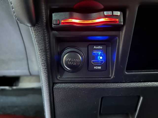 三菱 デリカＤ：５ P 道央・札幌 2020(令2)年 6.4万km ダイヤモンドブラックマイカ 【2510006190】/純正１０．１型ナビ　/全方位カメラ　/両側電動スライドドア　/オートサイドステップ　/電動バックドア　/レーダークルーズ　/前席シートヒーター　/ドライブレコーダー　/純正１８インチアルミホイール　/ＬＥＤヘッドライト