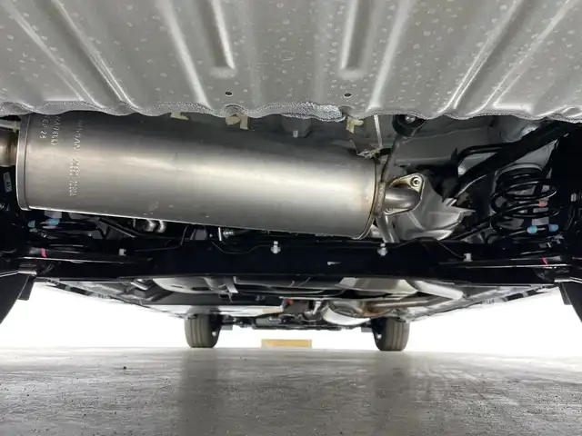 日産 セレナ e－パワー ハイウェイスター V 愛知県 2025(令7)年 0.1千km プリズムホワイト 登録済未使用車/純正12.3インチナビ/（AM/FM/Bluetooth/USB/フルセグTV）/全方位カメラ/フリップダウンモニター/ワイヤレス充電/衝突軽減ブレーキ/レーンキープアシスト/オートマチックハイビーム/プロパイロット/レーダークルーズコントロール/コーナーセンサー/ブラインドスポットモニター/デジタルインナーミラー/ETC2.0/前後ドライブレコーダー/両側パワースライドドア/純正16インチアルミホイール/スマートキー/スペアキー1本/プッシュスタート/LEDヘッドライト/フロントフォグランプ/横滑り防止装置/電子パーキングブレーキ/オートホールド/電動格納ミラー