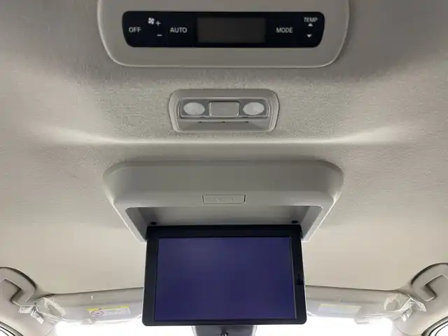 日産 セレナ e－パワー ハイウェイスター V 愛知県 2025(令7)年 0.1千km プリズムホワイト 登録済未使用車/純正12.3インチナビ/（AM/FM/Bluetooth/USB/フルセグTV）/全方位カメラ/フリップダウンモニター/ワイヤレス充電/衝突軽減ブレーキ/レーンキープアシスト/オートマチックハイビーム/プロパイロット/レーダークルーズコントロール/コーナーセンサー/ブラインドスポットモニター/デジタルインナーミラー/ETC2.0/前後ドライブレコーダー/両側パワースライドドア/純正16インチアルミホイール/スマートキー/スペアキー1本/プッシュスタート/LEDヘッドライト/フロントフォグランプ/横滑り防止装置/電子パーキングブレーキ/オートホールド/電動格納ミラー