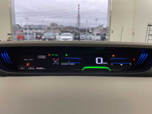 ホンダ フリード ハイブリット EX 岐阜県 2017(平29)年 6.9万km ブルーホライゾンM 純正9インチナビ/CD/DVD/Bluetooth/AM/FM/SD/バックカメラ/ホンダセンシング/衝突軽減ブレーキ/レーンキープアシスト/両側パワースライドドア/シートヒーター/アダプティブクルーズコントロール/ハーフレザーシート/オートLEDヘッドライト/純正15インチアルミホイール/純正フロアマット/ステアリングリモコン/電動格納ミラー
