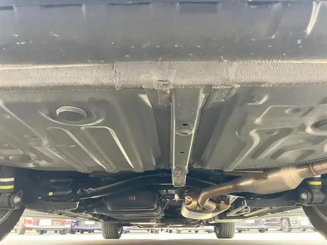 トヨタ ヴォクシー ハイブリッド S－Z 静岡県 2023(令5)年 5.9万km グリッターブラックガラスフレーク 純正10.5インチナビ(CD/DVD/BT/フルセグ)/14インチ後席モニター(V14T-R72R)/純正ETC2.0/ドライブレコーダー前後+車内/エンジンスタートボタン/パワーステアリング/パワーウィンドウ/アイドリングストップ/100V充電/スマートキー/Wオートエアコン/レーダークルーズコントロール/USB入力端子/バックカメラ/三列シート/純正フロアマット/ハーフレザーシート/D席N席シートヒーター/両側パワースライドドア/純正17インチアルミホイール/ABS/横滑り防止装置/コーナーセンサー前後/レーンキープアシスト/オートライト/オートマチックハイビーム/LEDヘッドライト/W+サイドエアバック/衝突軽減システム/HDMI接続