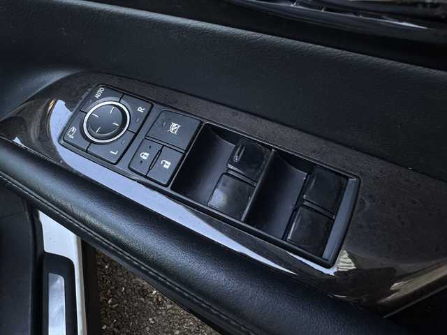 レクサス ＲＸ 450h バージョンL 福島県 2014(平26)年 8.4万km ホワイトパールクリスタルシャイン 純正ナビ（CD・DVD・BT・フルセグTV）/バックカメラ/パワーバックドア/レザーシート/ステアリングヒーター/エアーシート/純正アルミホイール/純正サンルーフ/パワーシート