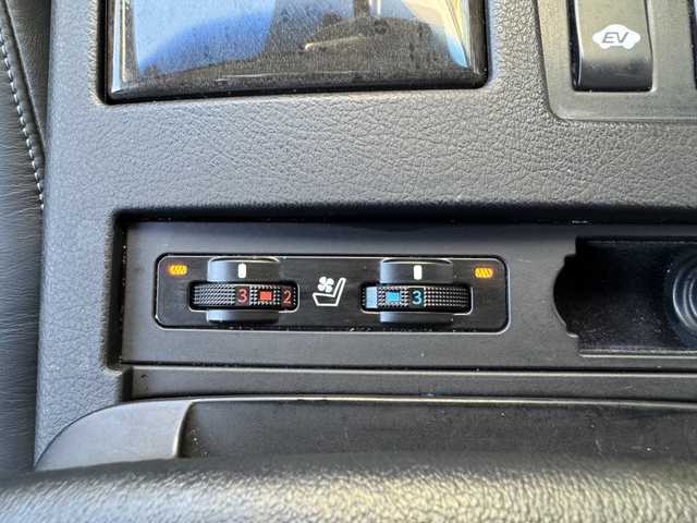 レクサス ＲＸ 450h バージョンL 福島県 2014(平26)年 8.4万km ホワイトパールクリスタルシャイン 純正ナビ（CD・DVD・BT・フルセグTV）/バックカメラ/パワーバックドア/レザーシート/ステアリングヒーター/エアーシート/純正アルミホイール/純正サンルーフ/パワーシート