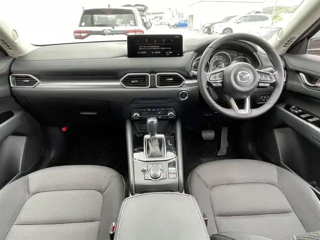 マツダ ＣＸ－５ XD スマートエディション 佐賀県 2021(令3)年 5.5万km ジェットブラックマイカ 純正10.25インチSDナビゲーション/・フルセグTV/AM/FM/USB/Bluetooth/360°ビュー・モニター/前後ドライブレコーダー/電子パーキングブレーキ/・AUTO HOLD機能/ISOFIX対応/革巻きステアリング/ステアリングリモコン/純正17インチアルミホイール/純正LEDヘッドライト/・オートマチックハイビーム/新車保証書/スペアキー１本/i-ACTIVSENS/・アダプティブクルーズコントロール/・車線逸脱警報機能/・ブラインドスポットモニタリングシステム/・レーンキープアシストシステム/・衝突軽減ブレーキ(SBS/SCBS)/・ドライバーアテンションアラート/・パーキングセンサーシステム