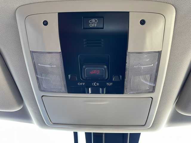 レクサス ＣＴ 200h クールツーリングスタイル 新潟県 2016(平28)年 4.8万km ソニッククォーツ 純正ナビ（BT/DTV）/パワーシート/シートヒーター/ハーフレザー/前後コーナーセンサー/バックカメラ/パドルシフト/ETC2.0/LEDライト/クルーズコントロール/オートライト/スペアキー/夏冬タイヤ/フォグランプ/ドアバイザー/電動格納ミラー