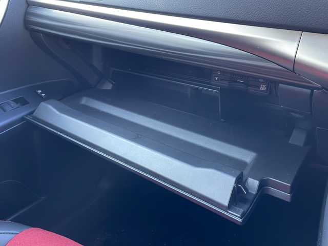 レクサス ＣＴ 200h クールツーリングスタイル 新潟県 2016(平28)年 4.8万km ソニッククォーツ 純正ナビ（BT/DTV）/パワーシート/シートヒーター/ハーフレザー/前後コーナーセンサー/バックカメラ/パドルシフト/ETC2.0/LEDライト/クルーズコントロール/オートライト/スペアキー/夏冬タイヤ/フォグランプ/ドアバイザー/電動格納ミラー