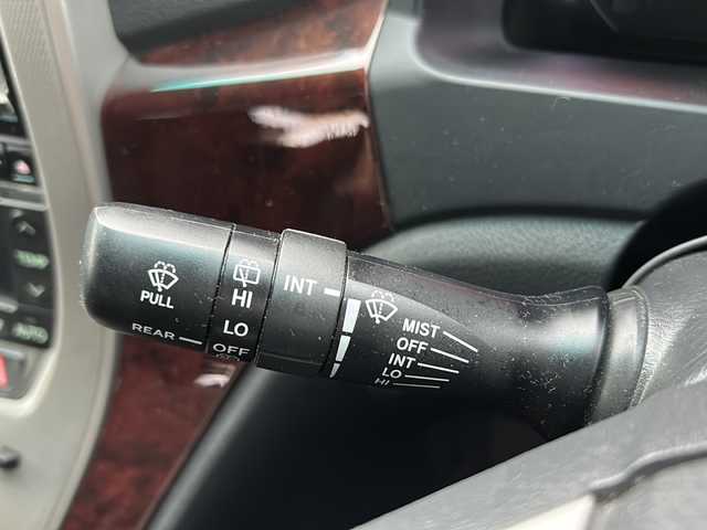 トヨタ ヴェルファイア 2．4Z 茨城県 2012(平24)年 7.4万km ブラック ALPINEナビ/【フルセグTV/CD/DVD/Bluetooth】/バックカメラ/ALPINEフリップダウンモニター/両側パワースライドドア/コーナーセンサー/横滑り防止装置/純正18インチAW/オートライト/HIDライト/革巻きステアリング/ステアリングスイッチ/純正フロアマット/電動格納ミラー