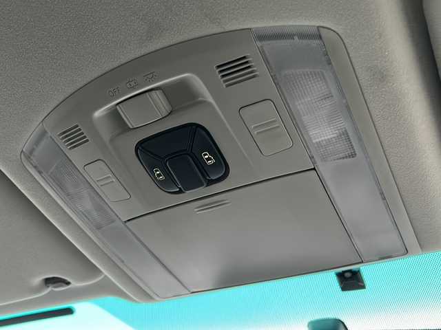 トヨタ ヴェルファイア 2．4Z 茨城県 2012(平24)年 7.4万km ブラック ALPINEナビ/【フルセグTV/CD/DVD/Bluetooth】/バックカメラ/ALPINEフリップダウンモニター/両側パワースライドドア/コーナーセンサー/横滑り防止装置/純正18インチAW/オートライト/HIDライト/革巻きステアリング/ステアリングスイッチ/純正フロアマット/電動格納ミラー