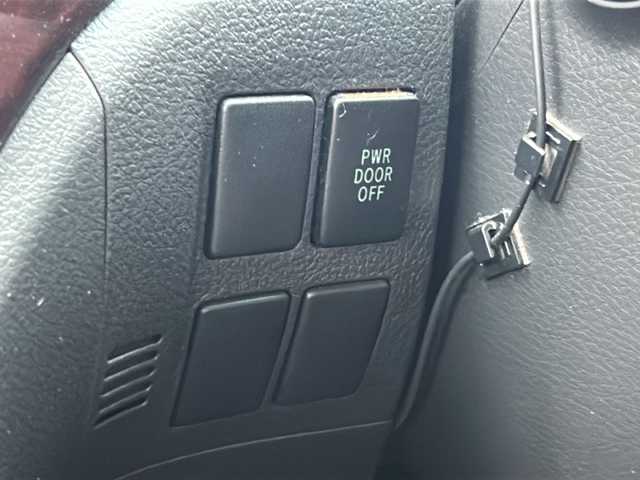 トヨタ ヴェルファイア 2．4Z 茨城県 2012(平24)年 7.4万km ブラック ALPINEナビ/【フルセグTV/CD/DVD/Bluetooth】/バックカメラ/ALPINEフリップダウンモニター/両側パワースライドドア/コーナーセンサー/横滑り防止装置/純正18インチAW/オートライト/HIDライト/革巻きステアリング/ステアリングスイッチ/純正フロアマット/電動格納ミラー