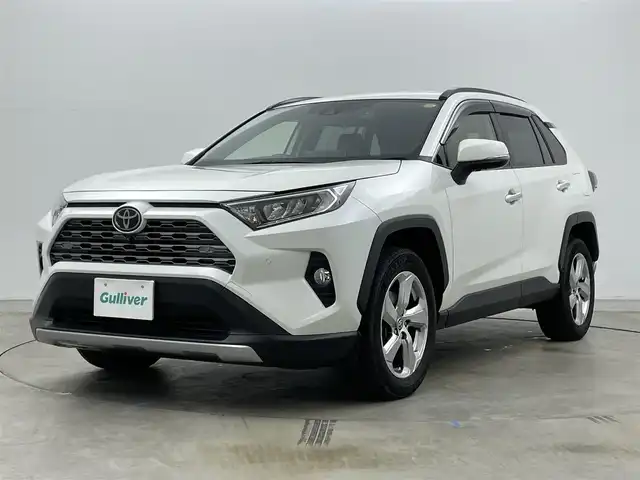 トヨタ ＲＡＶ４ G 岡山県 2021(令3)年 2.2万km ホワイトパールクリスタルシャイン 純正９型ディスプレイオーディオ　/全方位カメラ　/レーダークルーズコントロール　/ビルトインＥＴＣ　/シートヒーター　前席/ＬＥＤヘッドライト　/ドライブレコーダー　前後/ブラインドスポットモニター　/ステアリングヒーター/禁煙車/フォグライト/オートブレーキホールド/シートメモリー/オートハイビーム