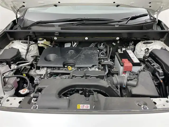 トヨタ ＲＡＶ４ G 岡山県 2021(令3)年 2.2万km ホワイトパールクリスタルシャイン 純正９型ディスプレイオーディオ　/全方位カメラ　/レーダークルーズコントロール　/ビルトインＥＴＣ　/シートヒーター　前席/ＬＥＤヘッドライト　/ドライブレコーダー　前後/ブラインドスポットモニター　/ステアリングヒーター/禁煙車/フォグライト/オートブレーキホールド/シートメモリー/オートハイビーム