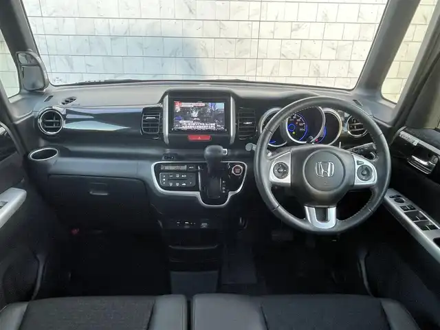 ホンダ Ｎ ＢＯＸ G ターボ Lパッケージ 静岡県 2016(平28)年 1万km クリスタルブラックパール 社外ナビ　/・フルセグＴＶ　/・Ｂｌｕｅｔｏｏｔｈ接続　/ＣＴＢＡ　/両側パワースライドドア　/クルーズコントロール　/バックカメラ/プッシュスタート　/スマートキー　/ベンチシート　/ハーフレザーシート/チップアップシート　/ＨＩＤオートライト　/ビルトインＥＴＣ