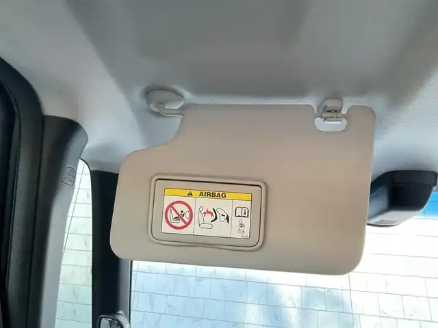 ホンダ Ｎ ＢＯＸ G ターボ Lパッケージ 静岡県 2016(平28)年 1万km クリスタルブラックパール 社外ナビ　/・フルセグＴＶ　/・Ｂｌｕｅｔｏｏｔｈ接続　/ＣＴＢＡ　/両側パワースライドドア　/クルーズコントロール　/バックカメラ/プッシュスタート　/スマートキー　/ベンチシート　/ハーフレザーシート/チップアップシート　/ＨＩＤオートライト　/ビルトインＥＴＣ