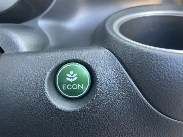 ホンダ Ｎ ＢＯＸ G ターボ Lパッケージ 静岡県 2016(平28)年 1万km クリスタルブラックパール 社外ナビ　/・フルセグＴＶ　/・Ｂｌｕｅｔｏｏｔｈ接続　/ＣＴＢＡ　/両側パワースライドドア　/クルーズコントロール　/バックカメラ/プッシュスタート　/スマートキー　/ベンチシート　/ハーフレザーシート/チップアップシート　/ＨＩＤオートライト　/ビルトインＥＴＣ