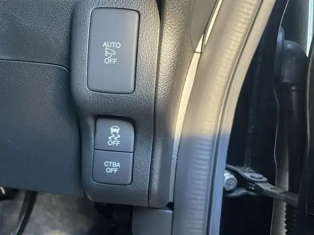 ホンダ Ｎ ＢＯＸ G ターボ Lパッケージ 静岡県 2016(平28)年 1万km クリスタルブラックパール 社外ナビ　/・フルセグＴＶ　/・Ｂｌｕｅｔｏｏｔｈ接続　/ＣＴＢＡ　/両側パワースライドドア　/クルーズコントロール　/バックカメラ/プッシュスタート　/スマートキー　/ベンチシート　/ハーフレザーシート/チップアップシート　/ＨＩＤオートライト　/ビルトインＥＴＣ