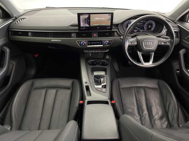 アウディ Ａ４ 鹿児島県 2021(令3)年 13.7万km パール メモリナビ/Bluetooth接続/USB接続/AM/FMラジオ/360°カメラ/パワーバックドア/ACC/アイドリングストップ/D/N席パワーシート/D/N席シートヒーター/ステアリングヒーター/ブラインドスポットモニター/オートホールド/ワイヤレス充電/電動パーキングプレーキ/横滑り防止/パークアシスト/ルーフレール/バーチャルコックピット/ビルドインETC2.0/純正17インチAW/純正フロアマット