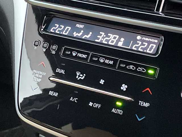 トヨタ エスティマ アエラス スマート 千葉県 2017(平29)年 5.4万km ブラック/レッドマイカメタリック 2トーン 純正10インチナビ/(フルセグTV/BT/CD/DVD)/衝突被害軽減システム/車線逸脱警報/バックカメラ/クルーズコントロール/フリップダウンモニター/レザーシート/両側パワースライドドア/横滑り防止装置/ビルトインETC/LEDヘッドライト/オートライト/ウィンカーミラー/電動格納ミラー/純正18インチAW/シートヒーター/シートリフター/プッシュスタート/スマートキー/フロアマット/スペアキー/取扱説明書/保証書