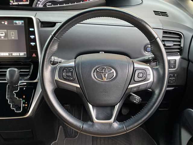 トヨタ エスティマ アエラス スマート 千葉県 2017(平29)年 5.4万km ブラック/レッドマイカメタリック 2トーン 純正10インチナビ/(フルセグTV/BT/CD/DVD)/衝突被害軽減システム/車線逸脱警報/バックカメラ/クルーズコントロール/フリップダウンモニター/レザーシート/両側パワースライドドア/横滑り防止装置/ビルトインETC/LEDヘッドライト/オートライト/ウィンカーミラー/電動格納ミラー/純正18インチAW/シートヒーター/シートリフター/プッシュスタート/スマートキー/フロアマット/スペアキー/取扱説明書/保証書