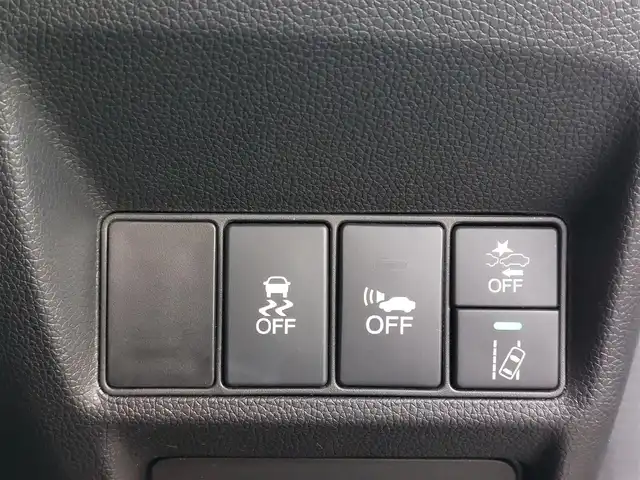 ホンダ ステップワゴン スパーダ ハイブリッド G ホンダセンシング 東京都 2019(平31)年 4.2万km プラチナホワイトパール ホンダセンシング/・衝突軽減ブレーキ/・レーンアシスト/・アダプティブクルーズコントロール/純正10インチナビ/・CD/DVD/BT/AM/FM/TV/マルチビューモニター/両側パワースライドドア/LEDヘッドライト/フリップダウンモニター/純正ドライブレコーダー/2列目ロールサンシェード/ビルトインETC