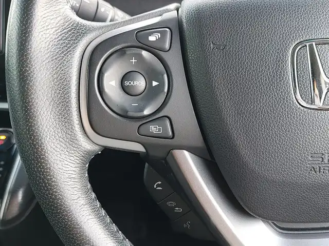 ホンダ ステップワゴン スパーダ ハイブリッド G ホンダセンシング 東京都 2019(平31)年 4.2万km プラチナホワイトパール ホンダセンシング/・衝突軽減ブレーキ/・レーンアシスト/・アダプティブクルーズコントロール/純正10インチナビ/・CD/DVD/BT/AM/FM/TV/マルチビューモニター/両側パワースライドドア/LEDヘッドライト/フリップダウンモニター/純正ドライブレコーダー/2列目ロールサンシェード/ビルトインETC