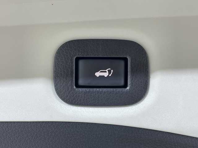 日産 エクストレイル 20Xi Vセレクション 神奈川県 2021(令3)年 2.9万km ダイヤモンドブラック 純正10型ナビ(MM520D-L)/(CD/DVD/SD/MSV/BT/フルセグTV)/全周囲カメラ/プロパイロット/追従型クルーズコントロール/デジタルインナーミラー/カプロンシート/前席パワーシート/全席シートヒーター/ＬＥＤヘッドライト/フォグランプ/オートライト/オートハイビーム/電動バックドア/前後コーナーセンサー/電動パーキング/ブレーキオートホールド/ダウンヒルアシスト/パートタイム4WD/フロアマット/純正18インチアルミホイール/新車時保証書