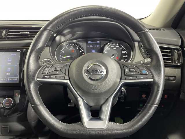 日産 エクストレイル 20Xi Vセレクション 神奈川県 2021(令3)年 2.9万km ダイヤモンドブラック 純正10型ナビ(MM520D-L)/(CD/DVD/SD/MSV/BT/フルセグTV)/全周囲カメラ/プロパイロット/追従型クルーズコントロール/デジタルインナーミラー/カプロンシート/前席パワーシート/全席シートヒーター/ＬＥＤヘッドライト/フォグランプ/オートライト/オートハイビーム/電動バックドア/前後コーナーセンサー/電動パーキング/ブレーキオートホールド/ダウンヒルアシスト/パートタイム4WD/フロアマット/純正18インチアルミホイール/新車時保証書