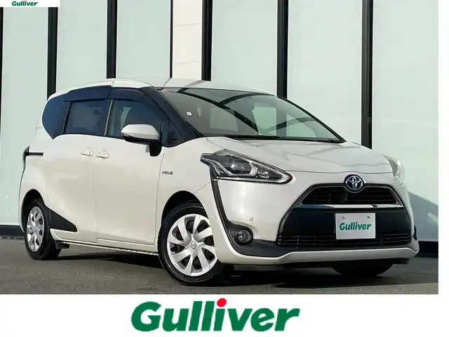 トヨタ シエンタ ハイブリッド G 大阪府 2016(平28)年 5万km ホワイトパールクリスタルシャイン トヨタセーフティーセンス/・プリクラッシュセーフティー/・レーンディパーチャーアラート/・オートマチックハイビーム/・クリアランスソナー/純正ナビ/・Bluetooth/CD/DVD/ワンセグTV/ラジオ/主要装備/・バックカメラ/・横滑り防止装置/・両側パワースライドドア/・D＋Nシートヒーター/・ウォークスルー/・LEDヘッドライト/・フォグランプ/・純正フロアマット/・純正AW/・ドライブレコーダー/・ETC