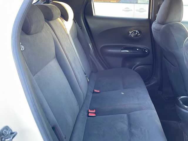 日産 ジューク ニスモ 福島県 2013(平25)年 6.5万km ブリリアントホワイトパール 純正ナビ　バックＣ　フルセグＴＶ　ＢＴ　ビルトインＥＴＣ　純正ドアバイザー　純正フロアマット　Ｄ－ＭＯＤＥ　ＮＩＳＭＯ専用シート　４ＷＤ－Ｖ　純正夏タイヤ付AW装着　プッシュスタート　スマートキー