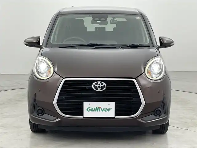 トヨタ パッソ モーダ 福岡県 2020(令2)年 4万km プラムブラウンパールクリスタルシャイン 純正ナビ（ＢＴ，フルセグＴＶ）　/バックカメラ　/前後ドラレコ　/ビルトインＥＴＣ　/スマートアシストIII　/コーナーセンサー　/衝突軽減ブレーキ　/横滑り防止　/アイドリングストップ　/純正フロアマット　/ＬＥＤライト