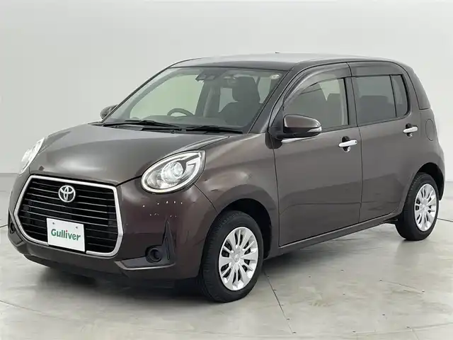 トヨタ パッソ モーダ 福岡県 2020(令2)年 4万km プラムブラウンパールクリスタルシャイン 純正ナビ（ＢＴ，フルセグＴＶ）　/バックカメラ　/前後ドラレコ　/ビルトインＥＴＣ　/スマートアシストIII　/コーナーセンサー　/衝突軽減ブレーキ　/横滑り防止　/アイドリングストップ　/純正フロアマット　/ＬＥＤライト