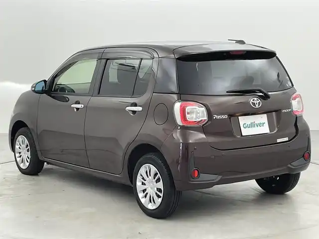 トヨタ パッソ モーダ 福岡県 2020(令2)年 4万km プラムブラウンパールクリスタルシャイン 純正ナビ（ＢＴ，フルセグＴＶ）　/バックカメラ　/前後ドラレコ　/ビルトインＥＴＣ　/スマートアシストIII　/コーナーセンサー　/衝突軽減ブレーキ　/横滑り防止　/アイドリングストップ　/純正フロアマット　/ＬＥＤライト