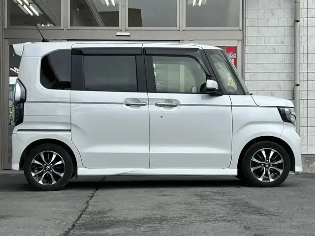 ホンダ Ｎ ＢＯＸ カスタム G L ホンダセンシング 岩手県 2019(令1)年 4.2万km プラチナホワイトパール 純正ナビ(型式ＶＸＭ－１９４ＶＦｉ)/(BT、SD、USB、ipod）/フルセグＴＶ　/左側電動スライドドア　/バックカメラ　/ビルトインＥＴＣ　/アダクティブクルーズコントロール　/ナビステアリングスイッチ　/衝突軽減装置　/オートライト　/フォグランプ　/スマートキー/ドアバイザー/フロアマット/リアワイパー/USBソケット×2/保証書 取説 ナビ取説