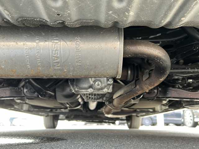 日産 セレナ ハイウェイスター Vセレクション 青森県 2017(平29)年 11.1万km ダイヤモンドブラック 4WD/セーフティパックA/純正9インチSDナビ・フルセグTV/CD・DVD・Bluetooth・SD/純正フリップダウンモニター/アラウンドビューモニター/インテリジェントパーキングアシスト/両側パワースライドドア/エマージェンシーブレーキ/クルーズコントロール/レーンキープアシスト/フロント・バックソナー/横滑り防止機能/サイド・カーテンエアバッグ/2.3列目USB電源ソケット/3列目シートスライド/ビルトインETC/LEDヘッドライト/フォグランプ/純正15インチアルミ/インテリキー