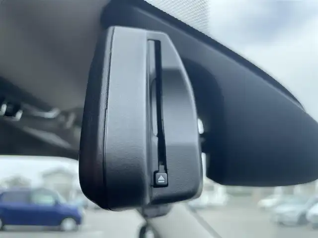 ＭＩＮＩ ミニ クーパー SD 栃木県 2021(令3)年 2.4万km ホワイト・シルバー ワンオーナー /コンフォートアクセス/インテリジェントセーフティ/ヘッドアップディスプレイ/アダプティブクルーズコントロール/ナビ/バックカメラ/ミラーETC/LEDヘッドライト/オートライト/パークディスタンスコントロール/アンビエントライト